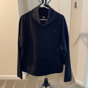 Black North Face pullover